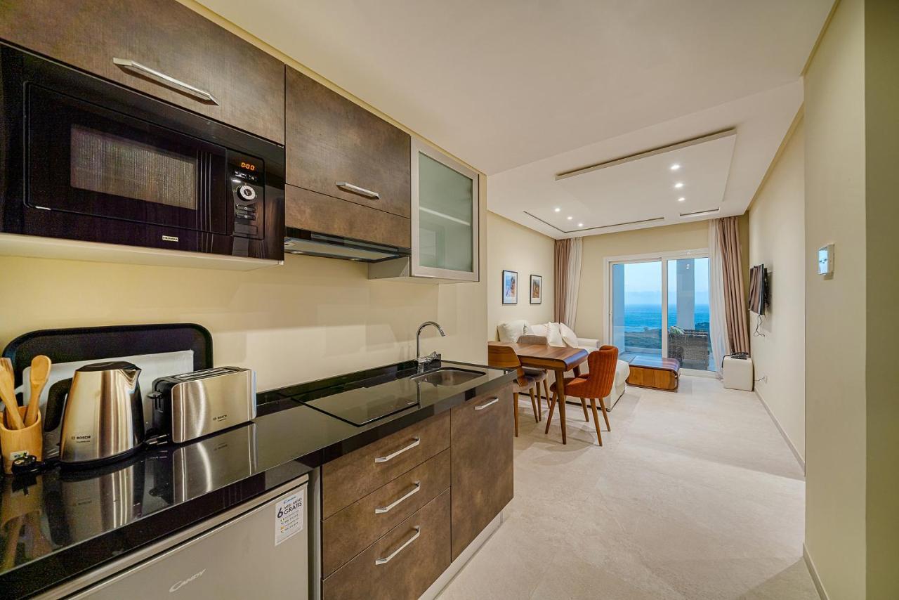 Le Hoteliere *